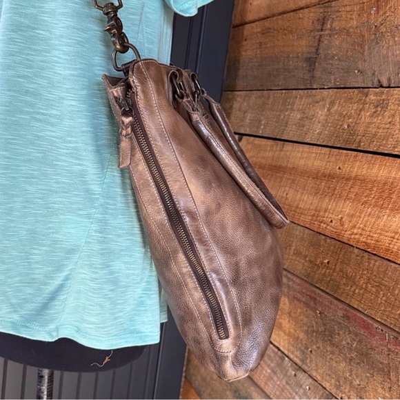 Bed Stu Mildred in Taupe DD - Picture 5 of 10